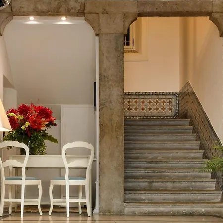 Alecrim Ao Chiado בית הארחה