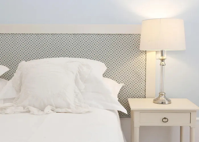 Konukevi Alecrim Ao Chiado 4*