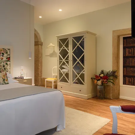 Alecrim Ao Chiado Guest house