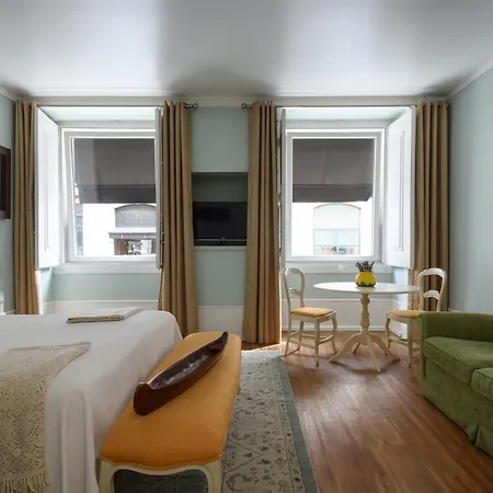 Pensión Alecrim Ao Chiado 4*