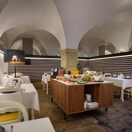 Guest house Alecrim Ao Chiado 4*