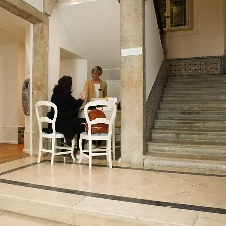 Alecrim Ao Chiado Gasthuis Lissabon