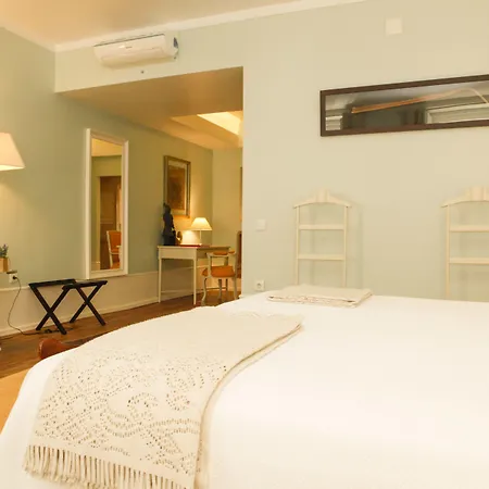 Alecrim Ao Chiado Πανσιόν 4*