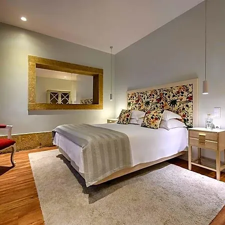 Guest house Alecrim Ao Chiado