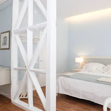 Guest house Alecrim Ao Chiado
