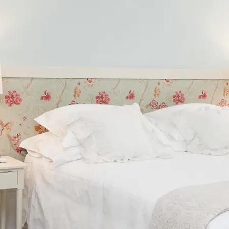 Πανσιόν Alecrim Ao Chiado 4*