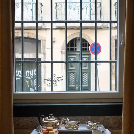Konukevi Alecrim Ao Chiado 4*