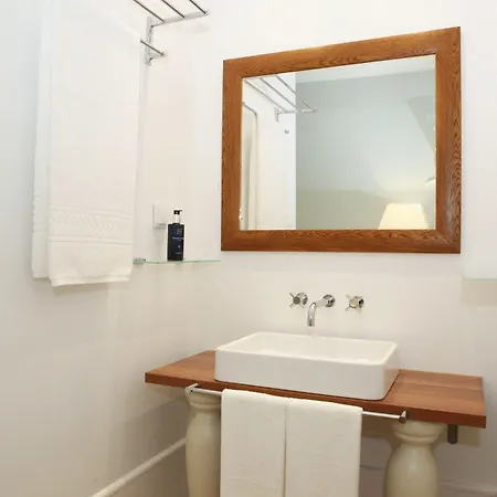 Alecrim Ao Chiado Konukevi 4*